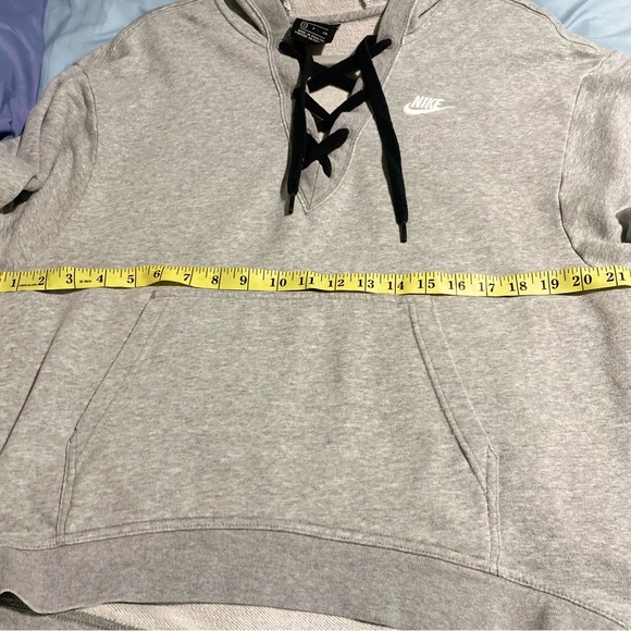 ❤️🤩Nike Athletic Grey Washed Tie Front Hoodie Oversized Sweater w Nike Logo - Picture 5 of 7